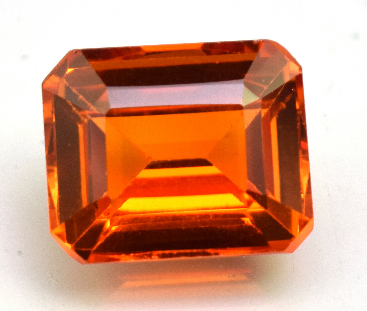 Natural Orange Sapphire Excellent Emerald Cut 7.50 Ct Loose Gemstone For Ring